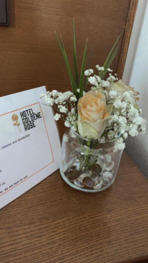 Hotel Goldene Rose Ebersbach an der Fils المظهر الخارجي الصورة