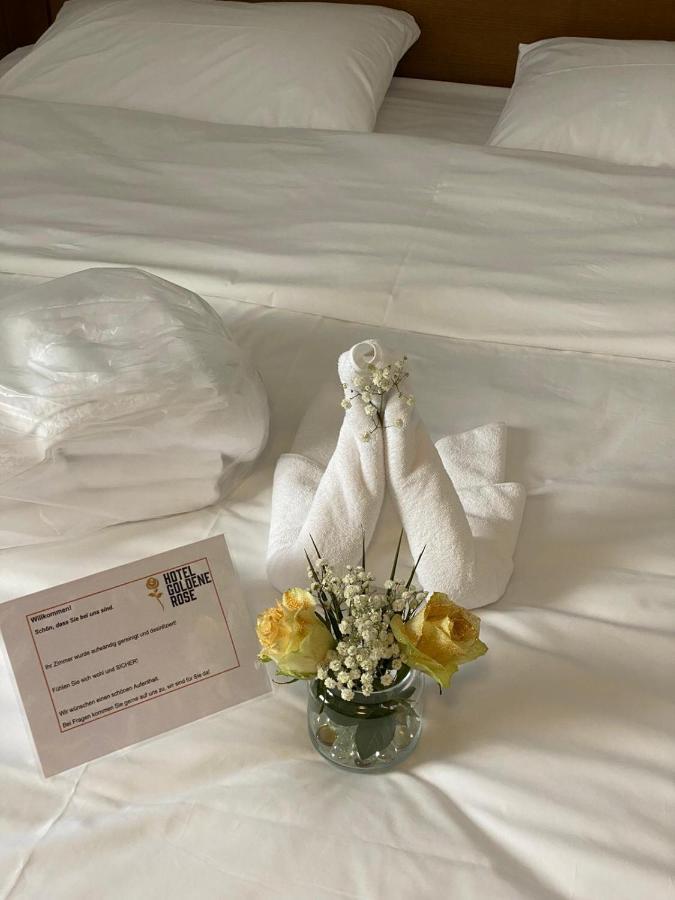 Hotel Goldene Rose Ebersbach an der Fils المظهر الخارجي الصورة